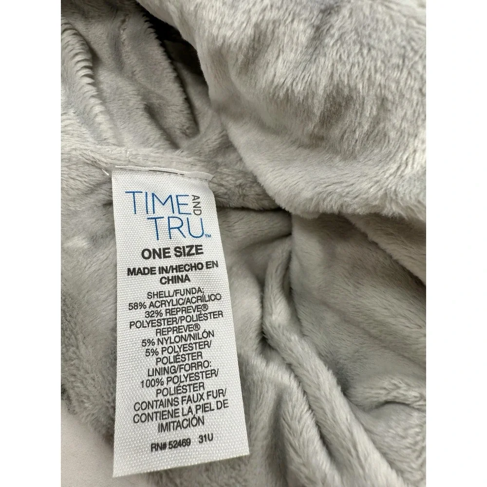 Time and Tru Cable Knit Beanie Winter Hat Faux‎ Fur Pom Gray One Size New